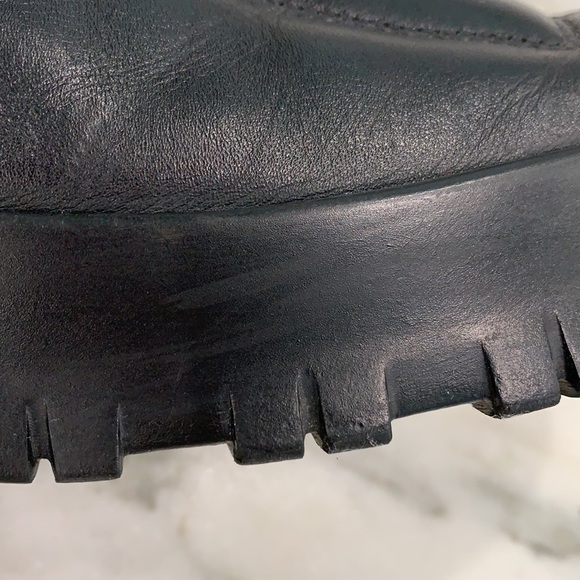 Prada utility pack up boot Size 39.5. - Picture 12 of 12